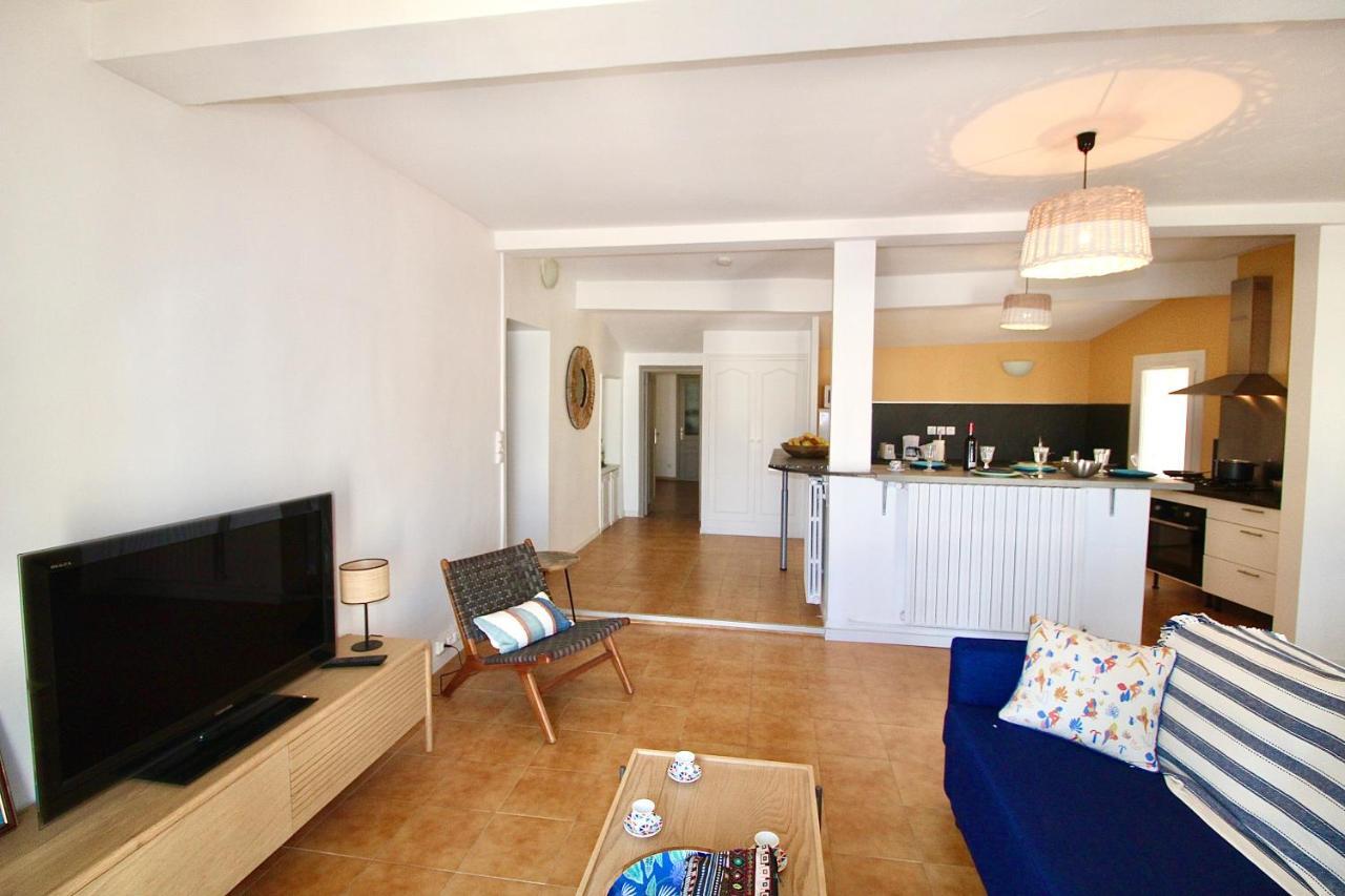 Grand Appartement Avec Vue Sur Quai Sete Bagian luar foto