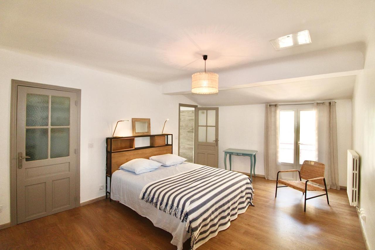 Grand Appartement Avec Vue Sur Quai Sete Bagian luar foto